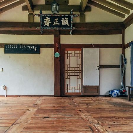 Nongamjongtaek Andong Exterior foto